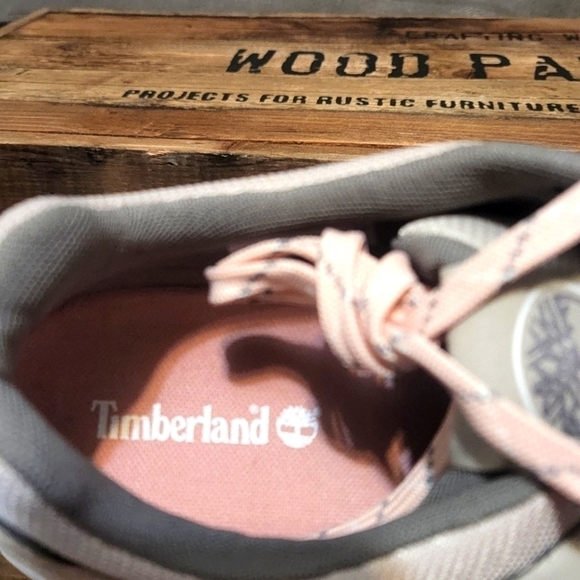 ⚡️Host Pick ⚡️Timberland Field Trekker Trainer for Women in Beige - Picture 11 of 12